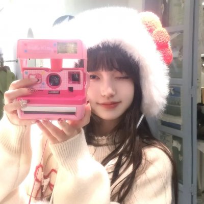 穿成指挥官前妻后被全家团宠